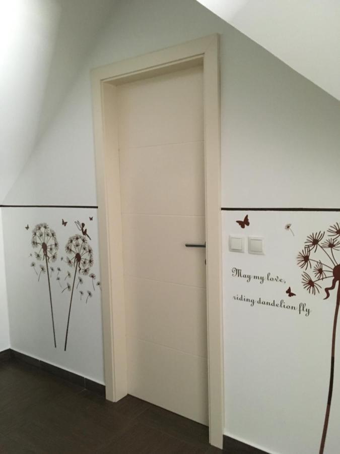 Ferienwohnung Apartma Ajda Kranj Exterior foto